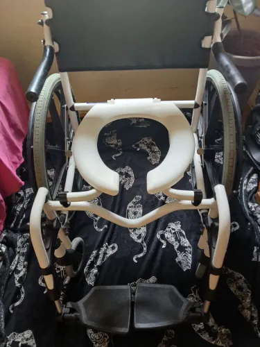 Cadeira de roda para banho