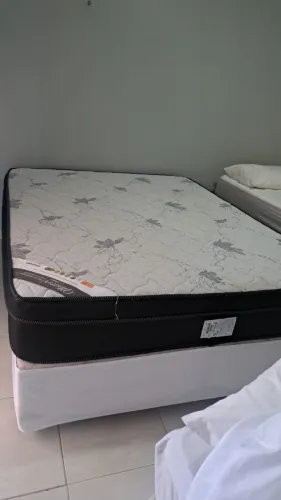 Cama box