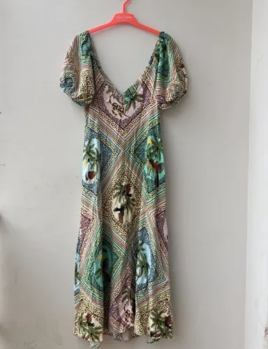 Vestido midi Farm