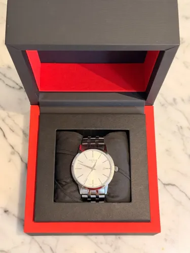 Tissot Classic Dream Swiss Made - Safira - Aço Inoxidável - Original