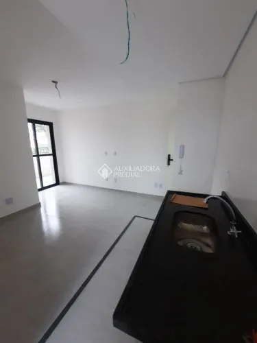 Apartamentos Garden cm 02 quartos (sendo 01 suíte ) Quintal, Aquecimento á gás, Vaga cober