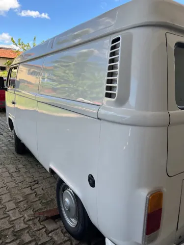 Volkswagen Kombi Furgão 1.4 MI Total Flex 8V 2013