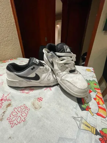 tênis nike infanti usado, mas em bom estado!