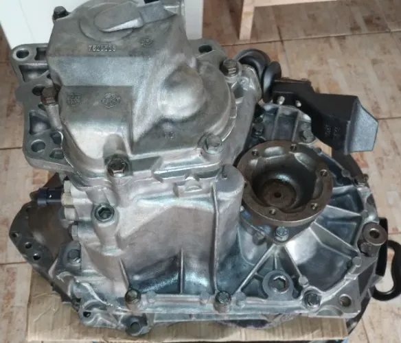 Caixa de câmbio Fiat 1.8 motor GM.