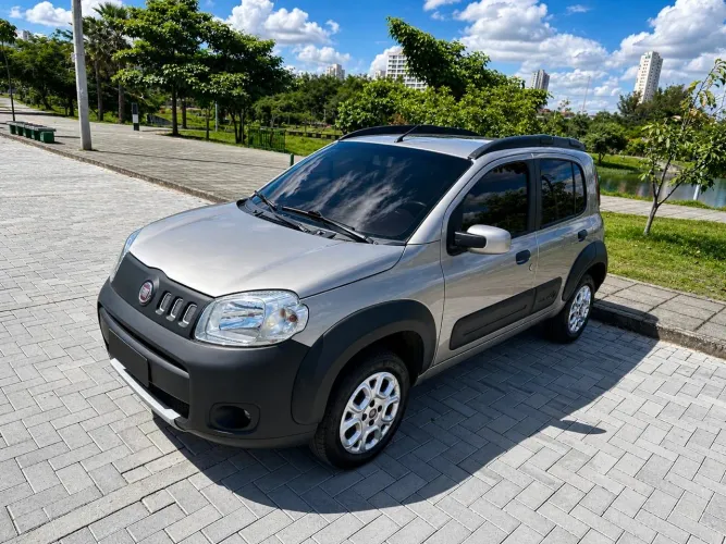 Fiat Uno WAY Celeb. 1.0 EVO Fire Flex 8V 5P 2012