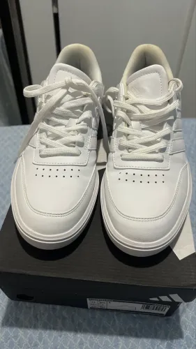 Tênis adidas courtblock branco 43