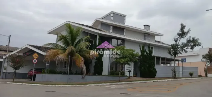 Lindo Sobrado à venda, Condomínio Residencial Mantiqueira, São José dos Campos, SP