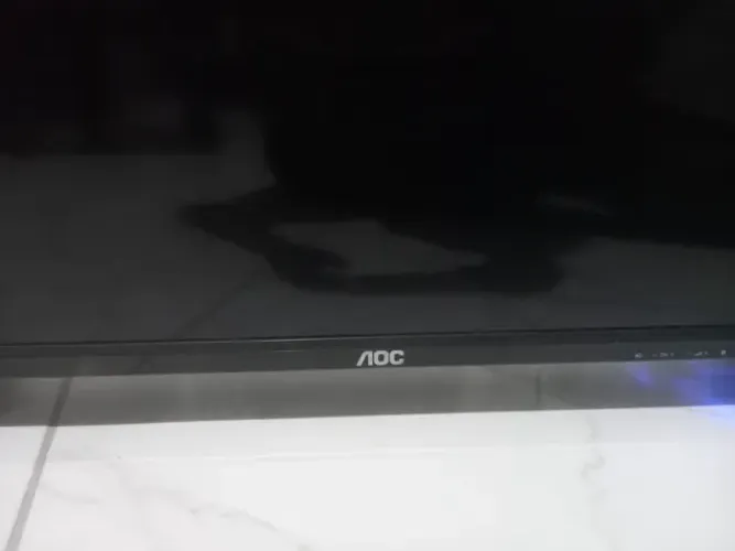 TV AOC 40" leia