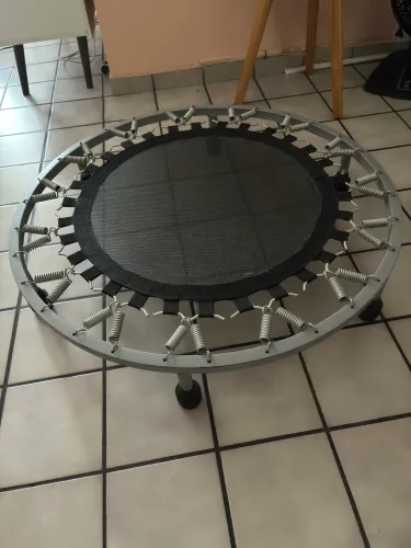 Cama Elástica Vital Esporte Mini Jump 30 molas e 6 pés.