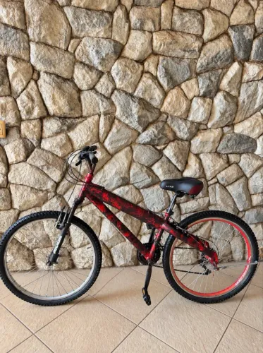 Bicicleta Caloi Aro 26 - MTB - 21 Marchas