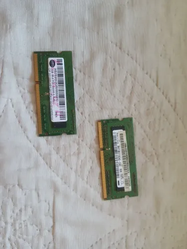Vendo bateria de notebook modelo AS10D61 e duas memórias 2GB cada