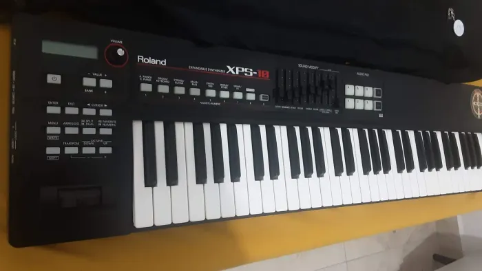 Teclado Sintetizador Roland XPS 10 - Sem defeito