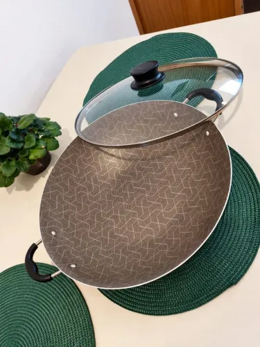 Panela Wok Tramontina 36 cm Nova com Tampa de Vidro