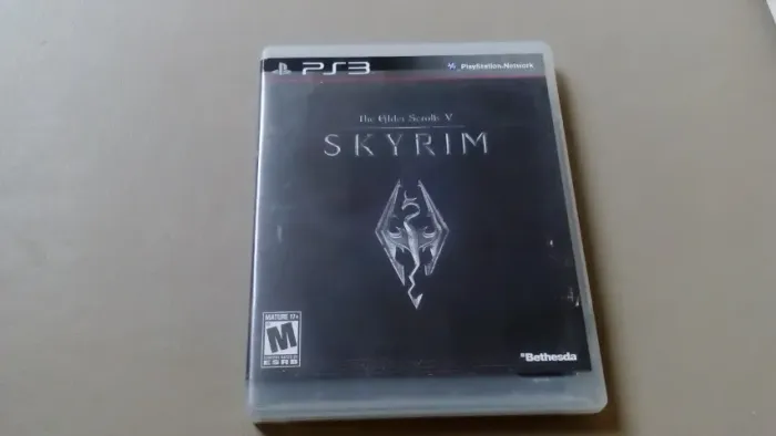 CD jogo PS3 Skyrim