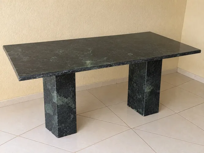 Mesa de granito