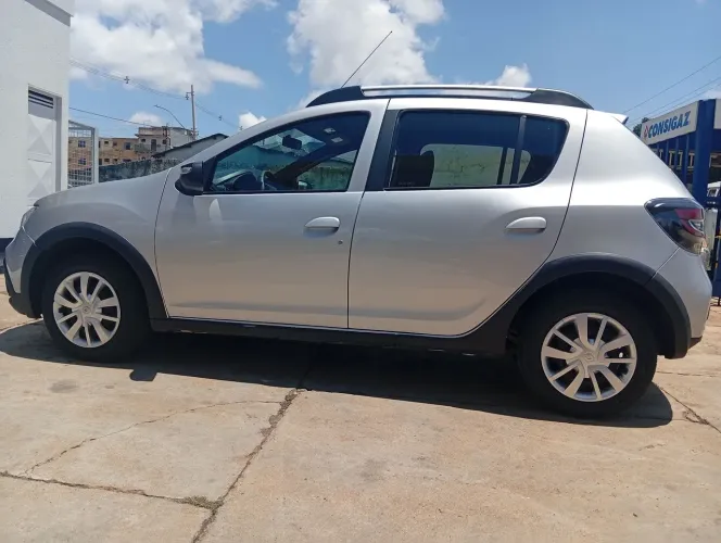 Renault Sandero Zen Flex 1.0 12V 5P Mec. 2025