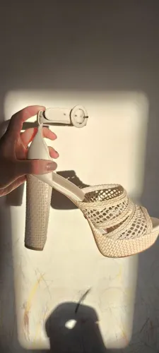 Sandália Arezzo off-white Trançada Tam. 38 - Original