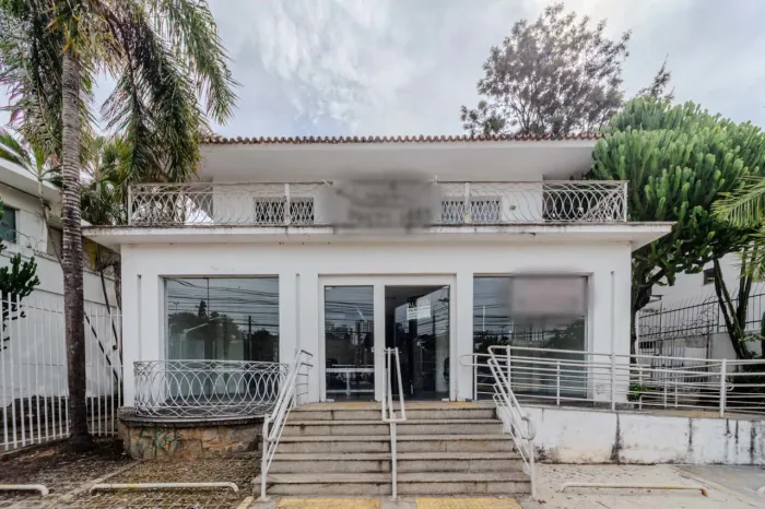 Casa comercial na Praça Charles Miller, 14 - Sobrado  400 m²