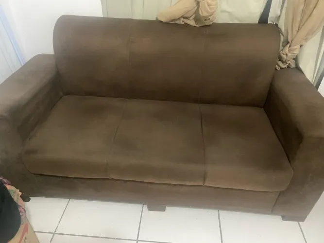 Vendo sofá tá novo