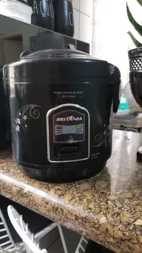 Panela Elétrica Britânia