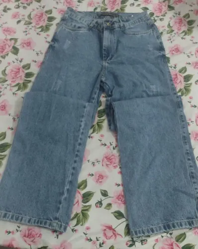 Calça jeans wide leg feminina