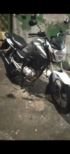 Passo plano da motoca faltando 1 ano e 5 meses pra quitar