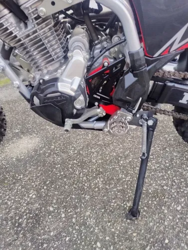 CRF 250 2024 estado de zero fez somente 2 trilhas