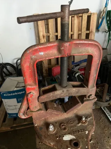 Torno de bancada para encanador fixo n°:6