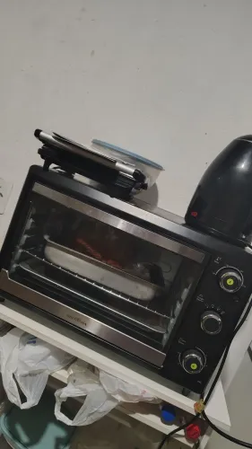 Forno Elétrico Britânia 44L Preto Dupla Resistência 1500W BFE44P 220V