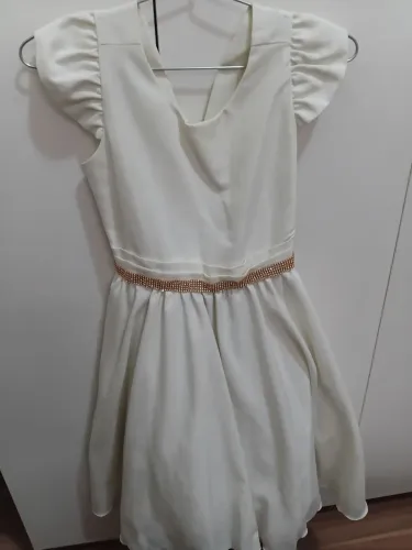 Vestido infantil estilo princesa
