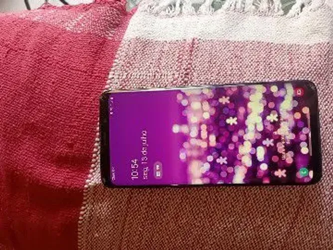 Celular com defeito no botão de ligar