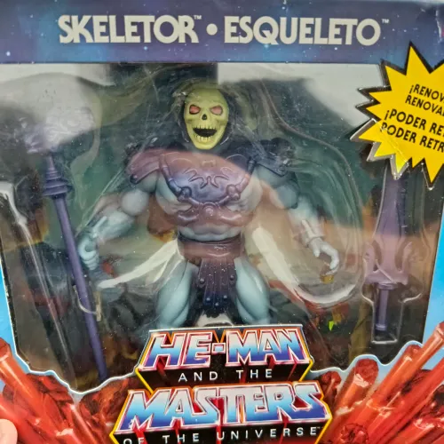 Esqueleto e Demogorgon figuras Matel He Man e Stranger Things lacrado