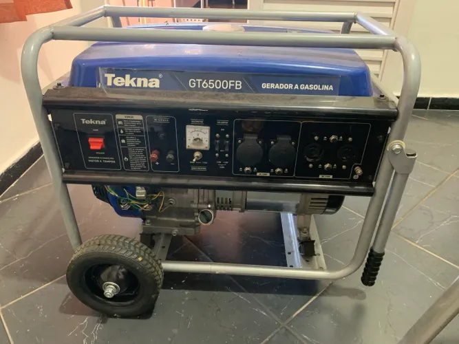 Gerador de energia a gasolina