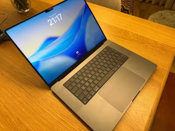 MacBook M4 MAX 48GB 1TB 16 Pole - 10 Ciclos / Bateira 100% - Avaliamos o Seu - Em Até 18x