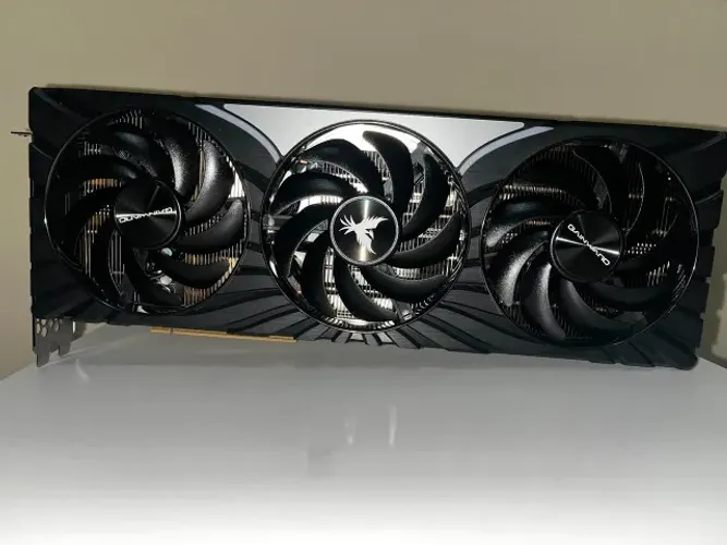 Placa de vídeo Gainward Rtx 5070Ti Phoenix-S 16GB GDDR7 HDMI 3xDP