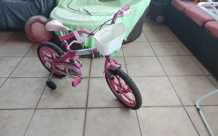 Bicicleta infantil Caloi Barbie
