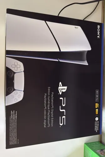 PlayStation 5 Slim - Lacrado