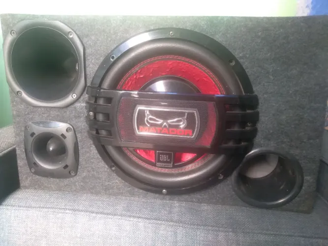 CAIXA DE SOM TRIO AUTOMOTIVO +MODULO AMPLIFICADOR
