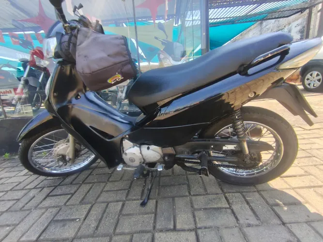 Vendo ou troco moto