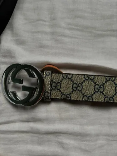 Cinto Gucci Interlocking GG Supreme