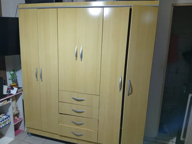 Guarda roupa 