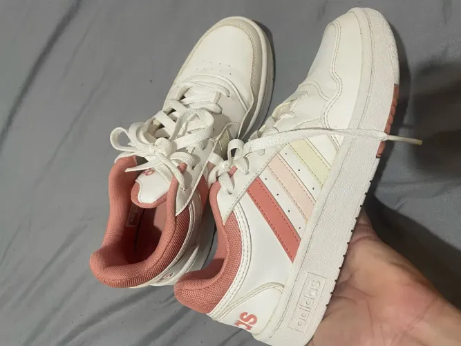 Tenis Adidas feminino