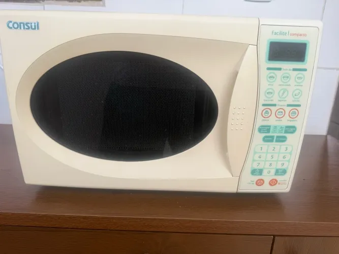 Forno Microondas Cônsul