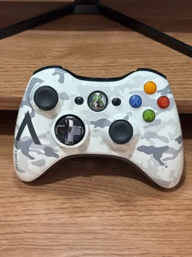 Controle camuflado Xbox 360 edição especial