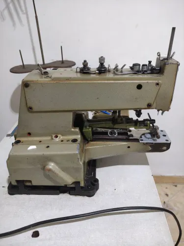 Máquina pregadora de botão Botoneira Elétrica JUKI