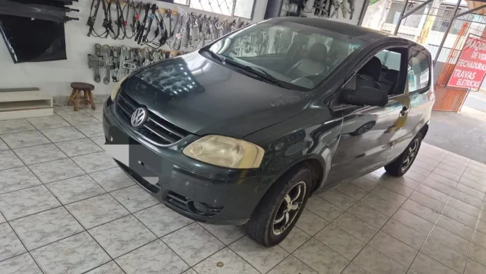 Volkswagen Fox Plus 1.6mi/ 1.6mi Total Flex 8V 3P 2004