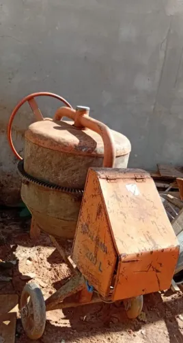 Betorneira 200 L 