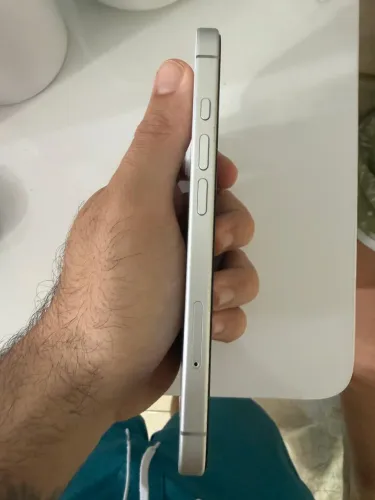 iPhone 16 128gb