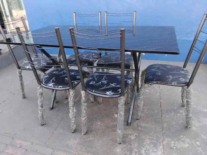 MESA DE JANTAR NOVA 1.40 X 0.75 COM 6 CADEIRAS