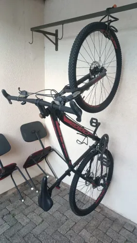Bicicleta OGGI pouco usada